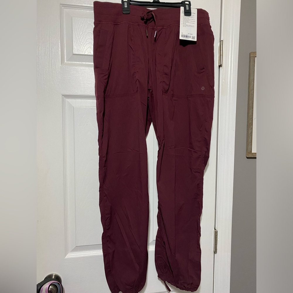 Women’s Lululemon Dance Studio Mid-Rise Pants